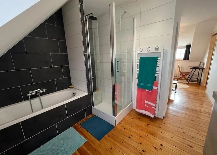 Le Nid * לה פוליגן